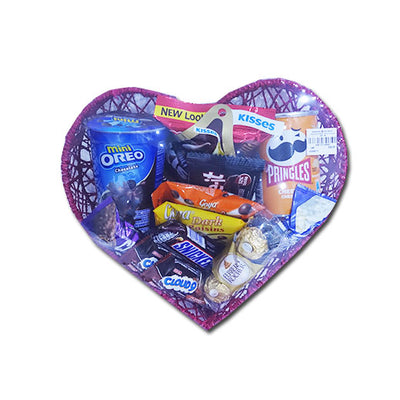 Valentines Chocolates Gift Set w/ Oreo Biscuit & Pringles - 13pcs
